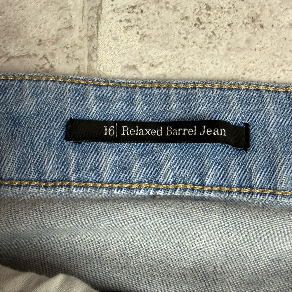 Talbots Women Relaxed Barrel Jeans Size 16 Carlina Wash Denim😍 - Picture 7 of 13